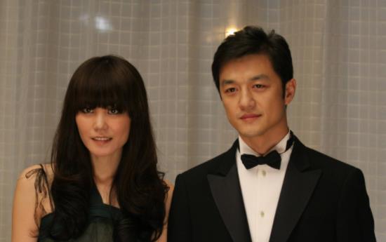 娱乐圈爆料5件事情,揭秘明星幕后故事