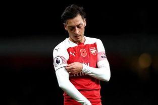 厄齐尔最新爆料图片视频,揭秘足球场背后的故事 第3张 厄齐尔最新爆料图片视频,揭秘足球场背后的故事 第3张